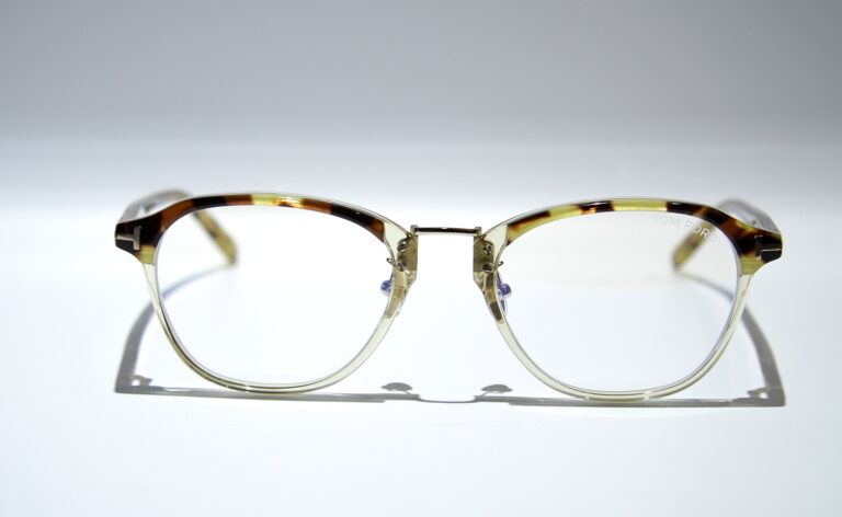 8月の営業案内と夏らしいTOM FORDの眼鏡 | 札幌ブランドメガネセレクトショップ